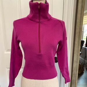 Vintage Women’s Demetre ski sweater hot pink size small
